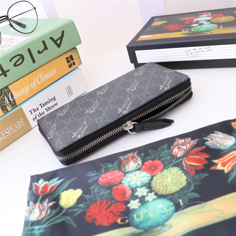 구찌 장지갑 575135 신상