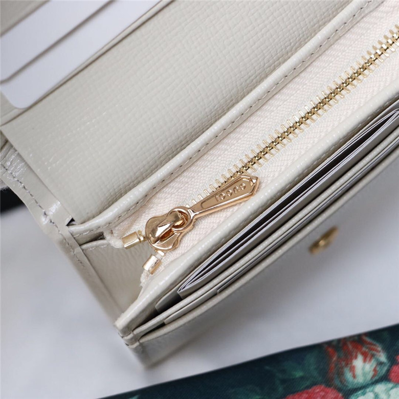 구찌 반지갑 598532 신상