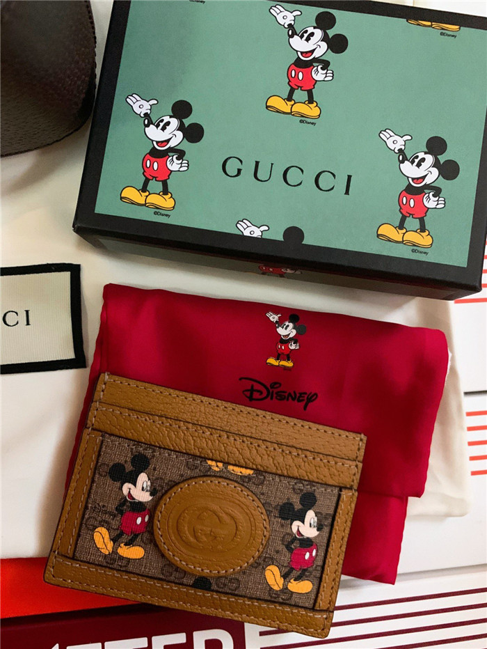  Gucci 구찌 X 디즈니 카드지갑  30581 2020/신상