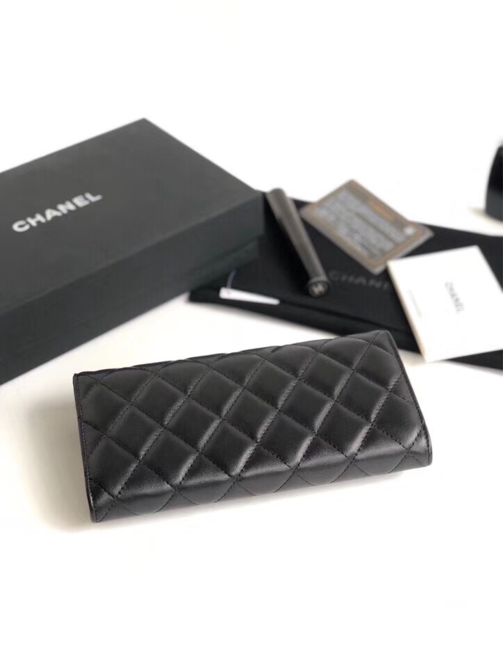 샤넬 장지갑 금장 AS5006