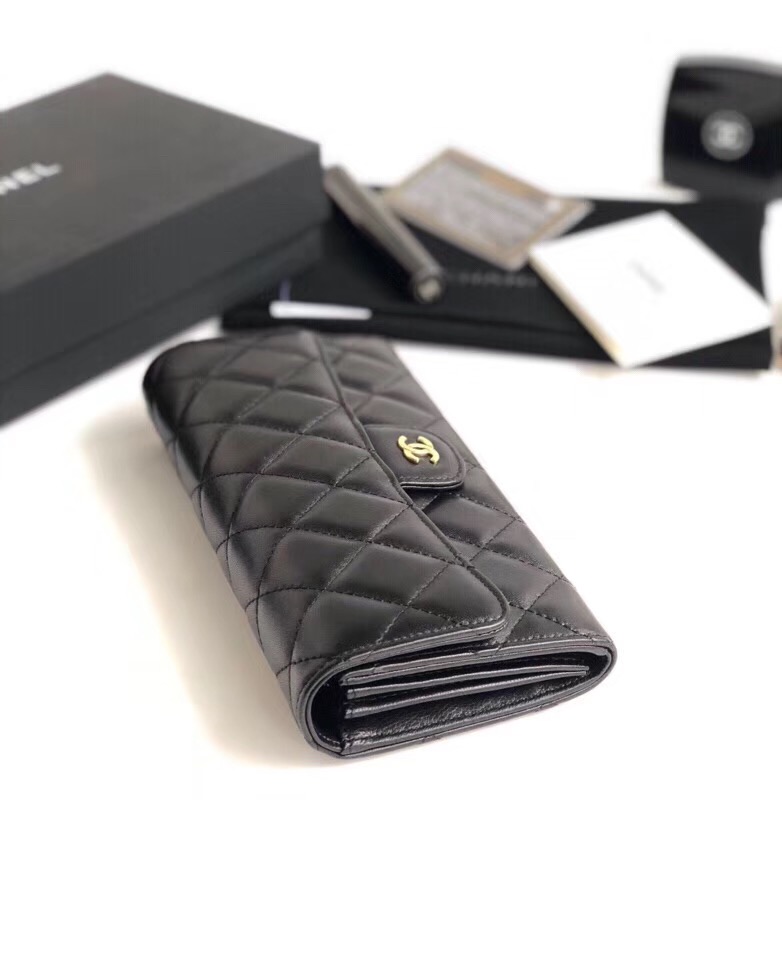 샤넬 장지갑 금장 AS5006