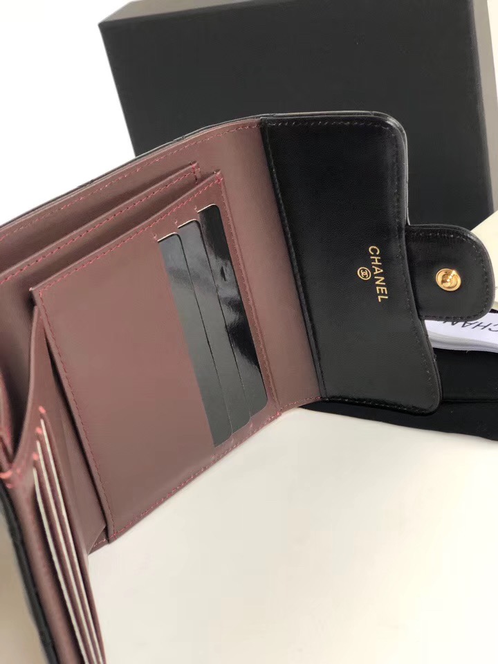 샤넬 지갑 램스킨 금장 AS5060