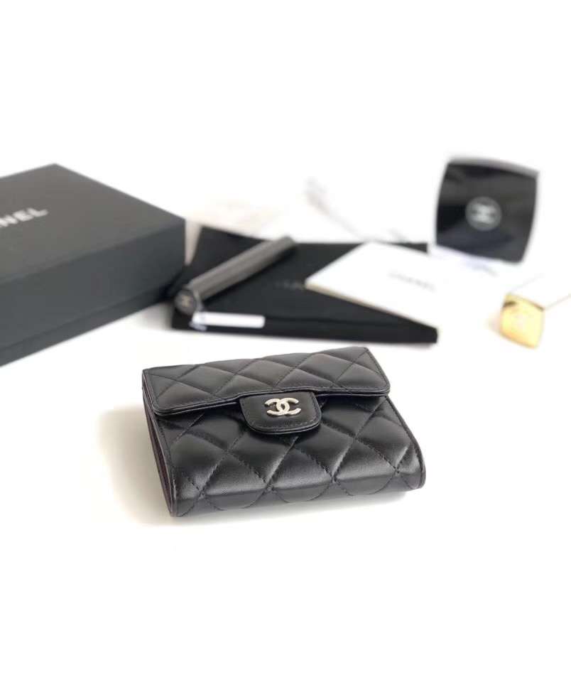 샤넬 지갑 램스킨 은장 AS-5099