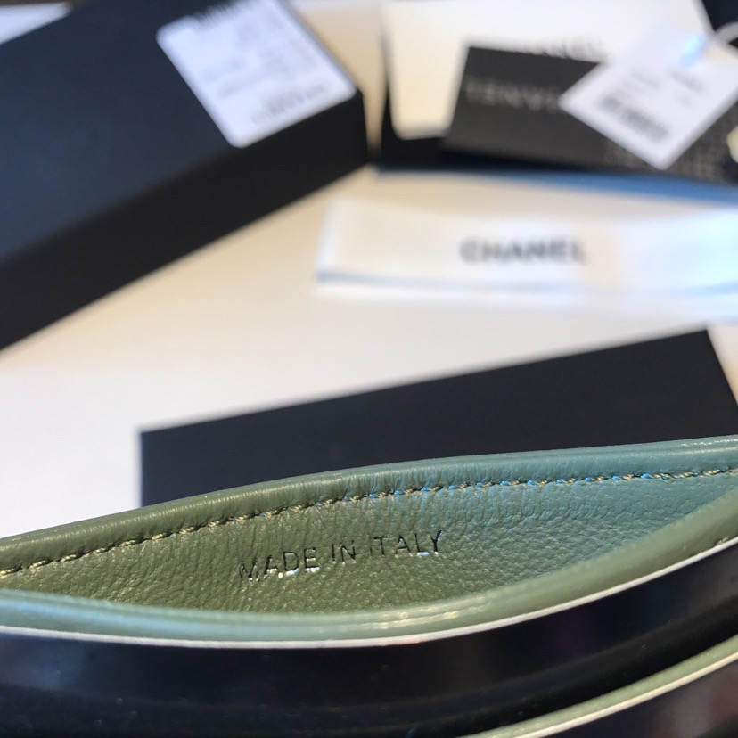 샤넬 카드지갑 11CM AS15150