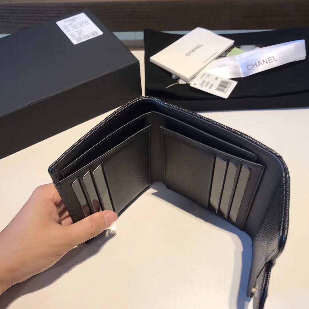 샤넬 캐비어 반지갑 11CM AS401052