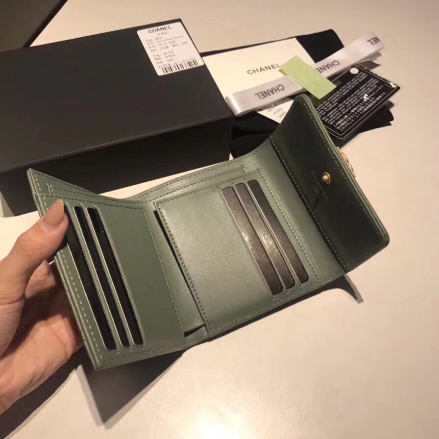 샤넬지갑 양가죽  금장 11CM AS87555