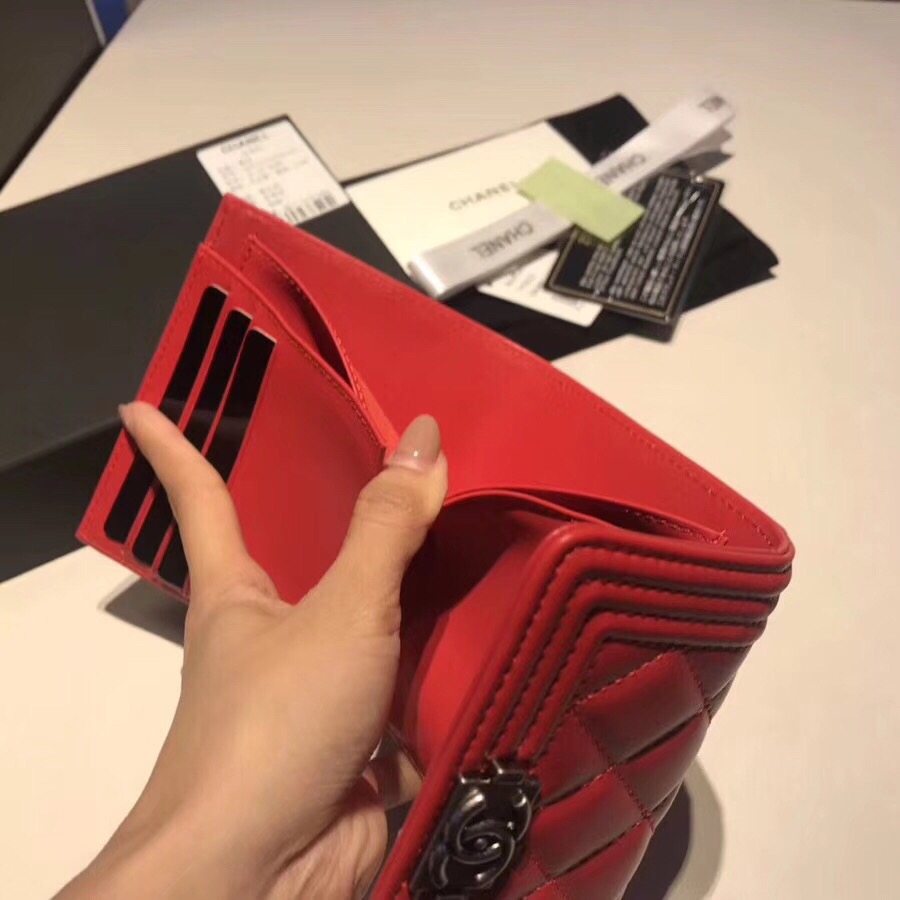 샤넬지갑 양가죽  은장 11CM AS87555