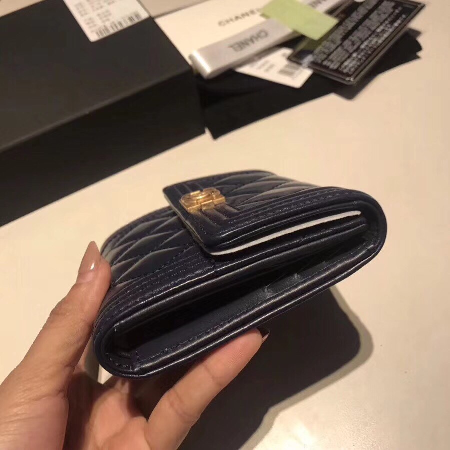 샤넬지갑 양가죽  금장 11CM AS87555