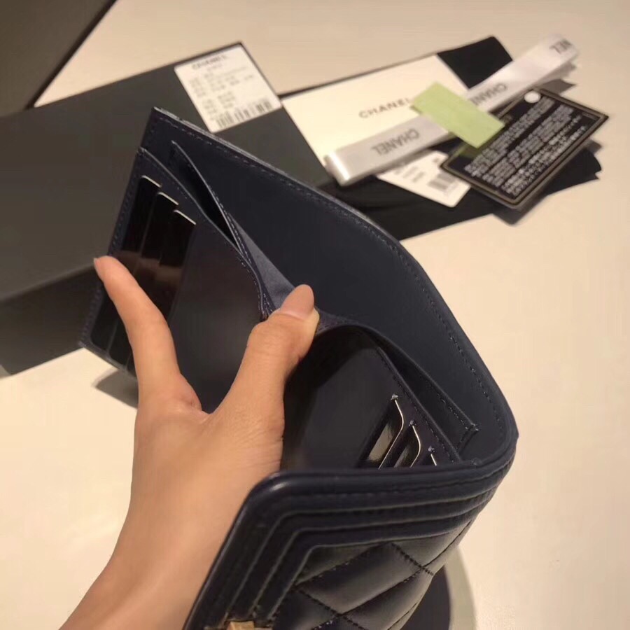 샤넬지갑 양가죽  금장 11CM AS87555