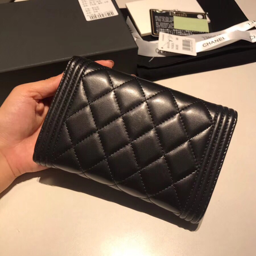 샤넬지갑 양가죽 은장 15CM AS87099