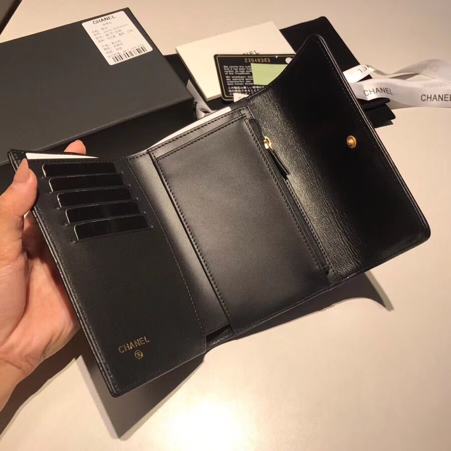 샤넬지갑 양가죽 금장 15CM AS87099