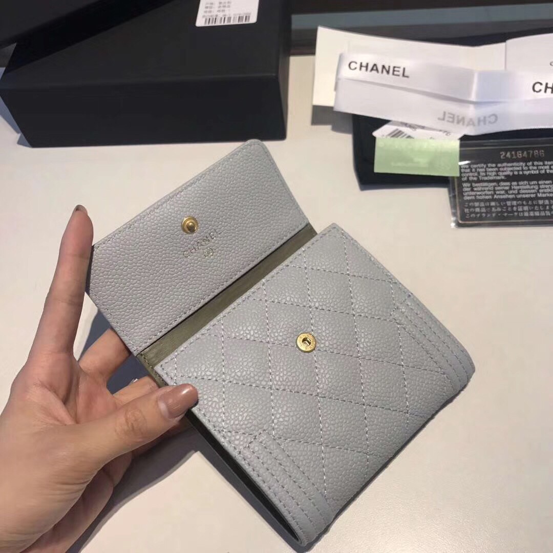 샤넬 LEBOY 지갑 케비어 금장 AS87088