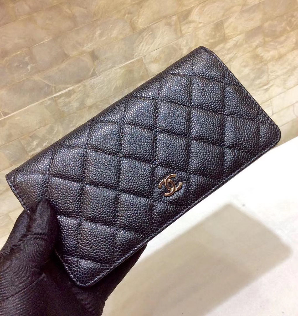 샤넬장지갑 캐비어 은장 18.5CM AS30527