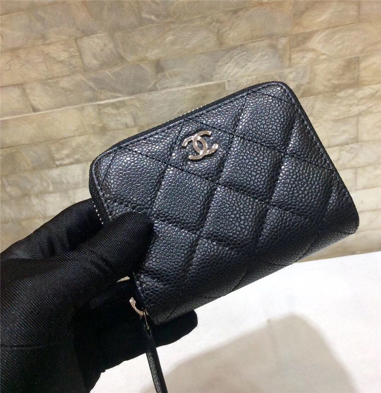 샤넬 캐비어 카드지갑 신상 AS36521