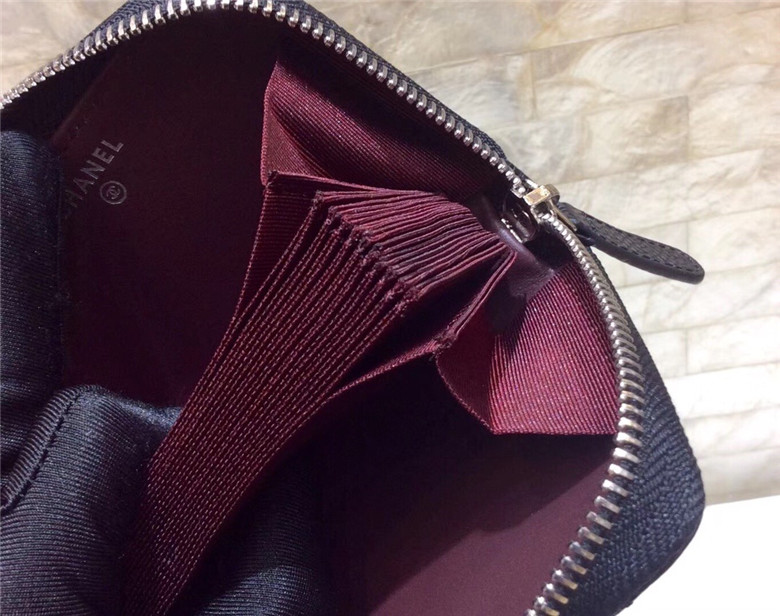 샤넬 캐비어 카드지갑 신상 AS36521