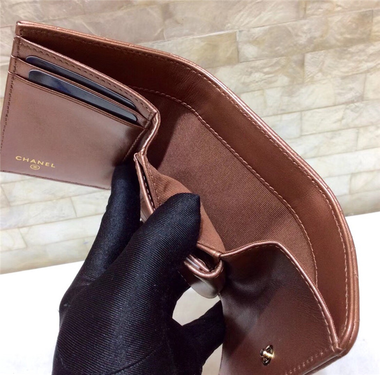 샤넬 지갑 C84322 신상