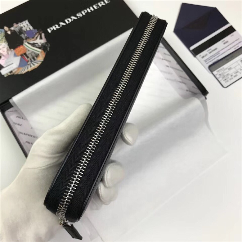 프라다 지퍼 장지갑 ML317 신상