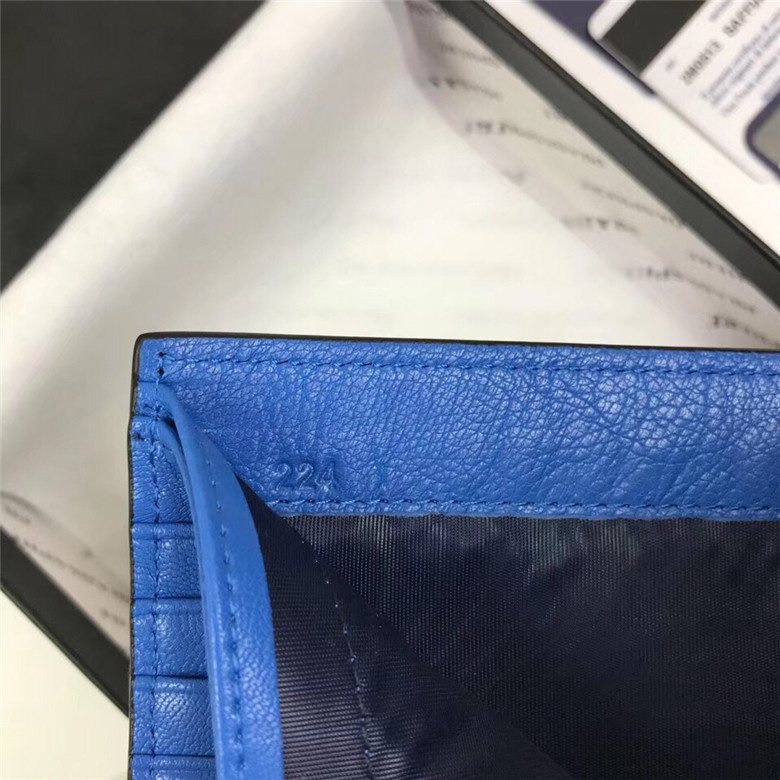 프라다 반지갑 MB0513 신상