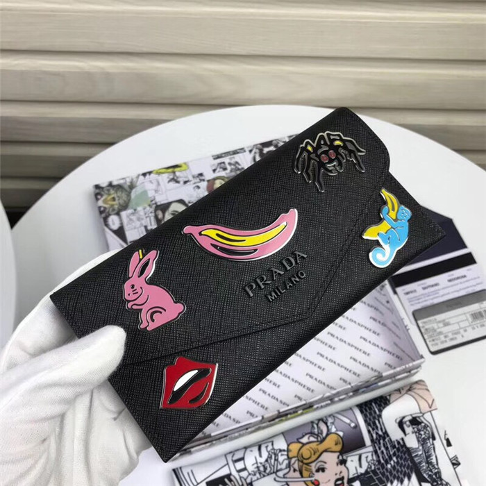 프라다 여성용 장지갑 1MF012 신상