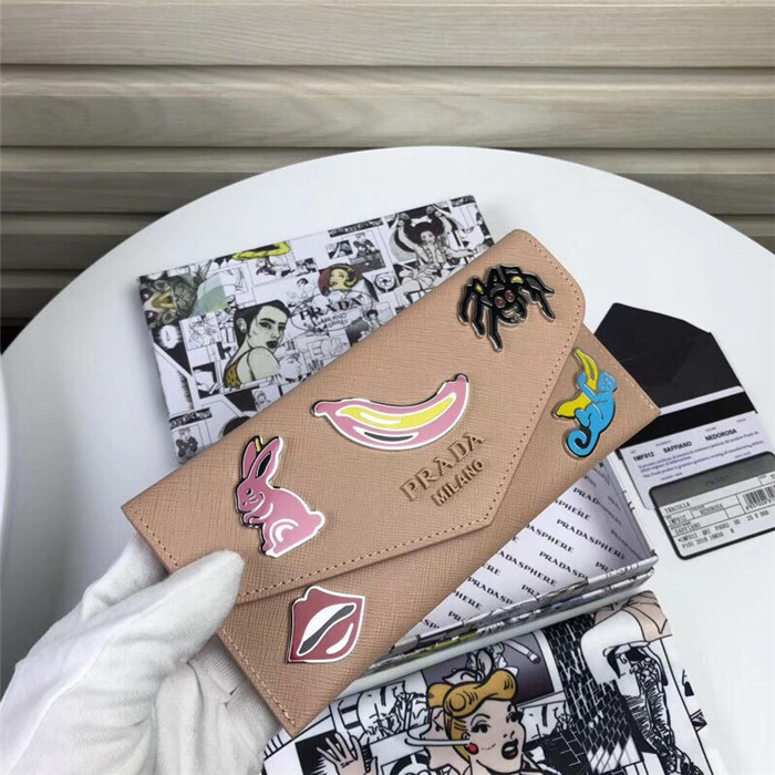 프라다 여성용 장지갑 1MF012 신상