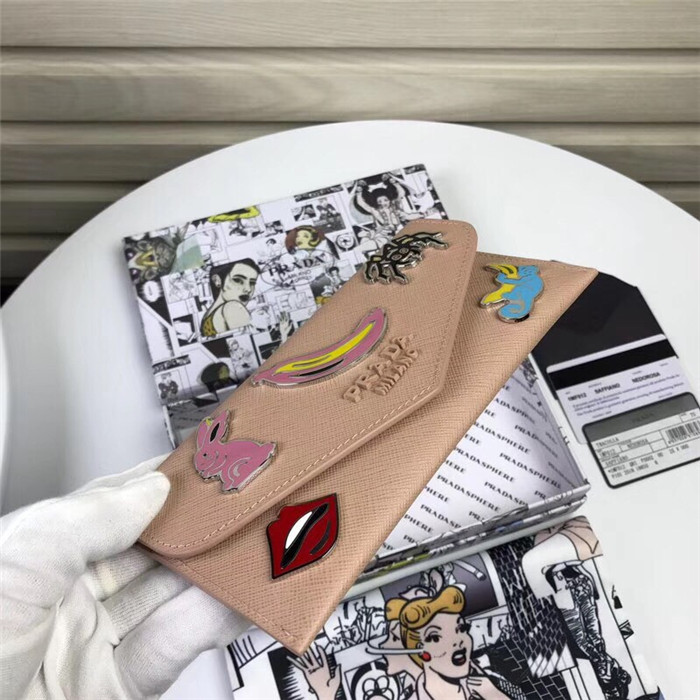 프라다 여성용 장지갑 1MF012 신상