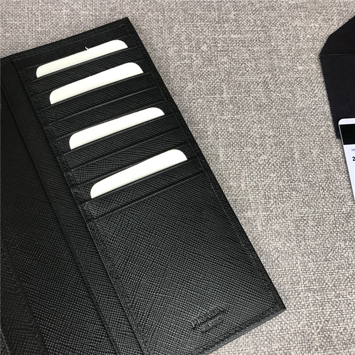 PRADA 프라다 레더 삼각로고 장지갑 2MV836 신상