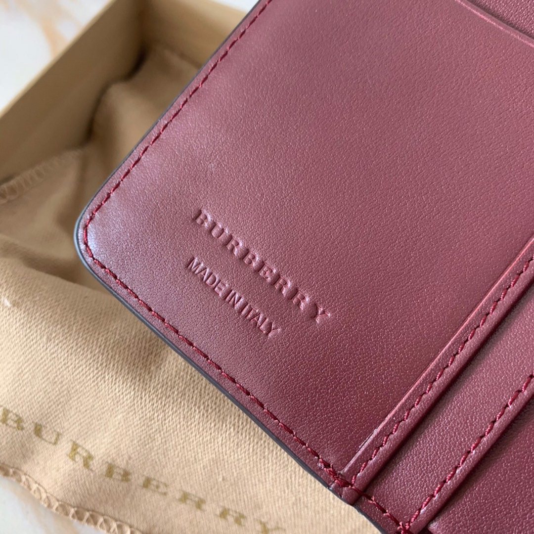 버버리 지갑신상 B31005-3