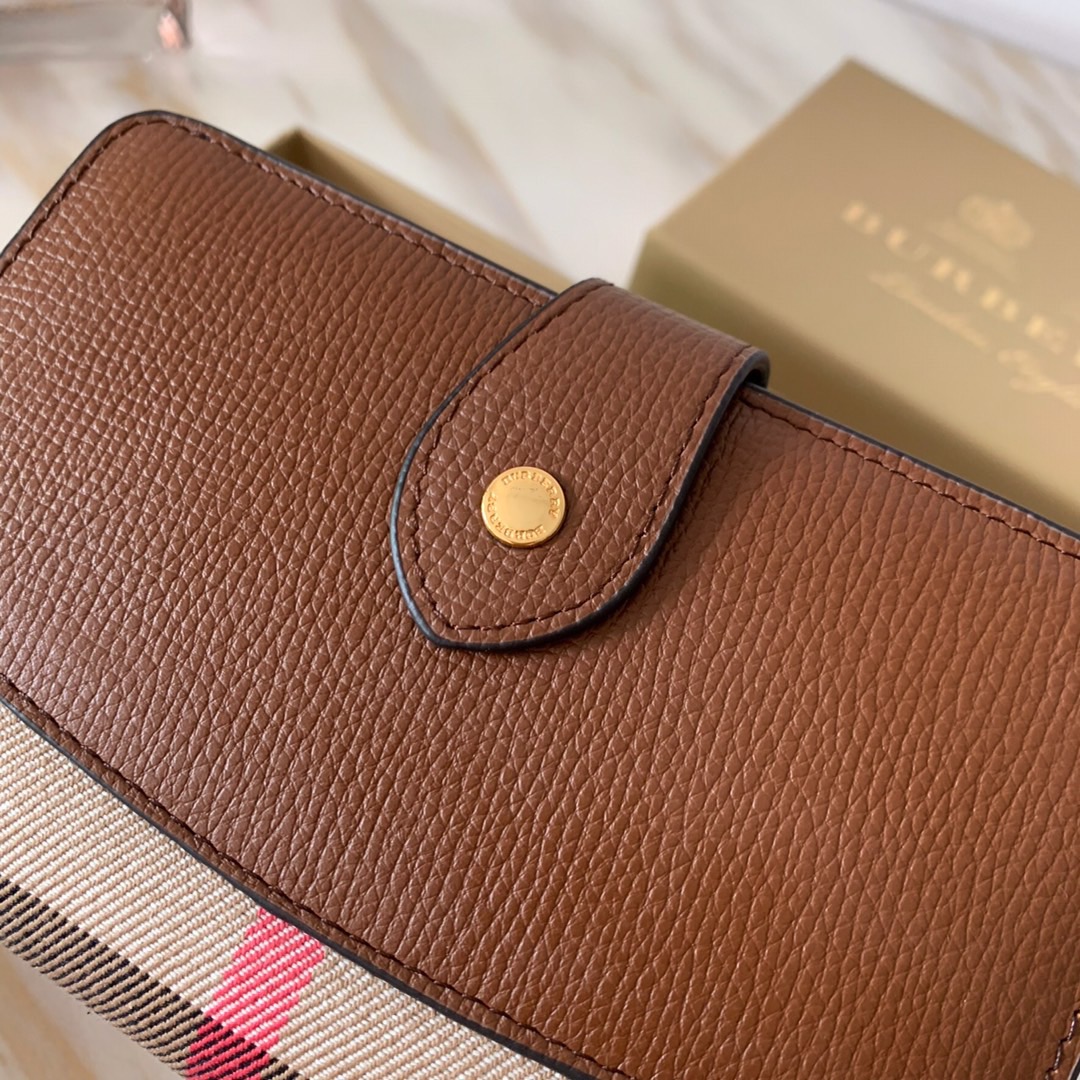 버버리 지갑 신상 B31005-2