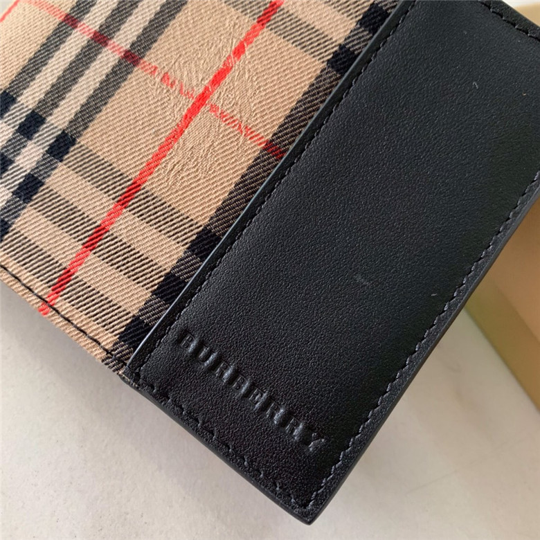 버버리 반지갑 신상 B63633