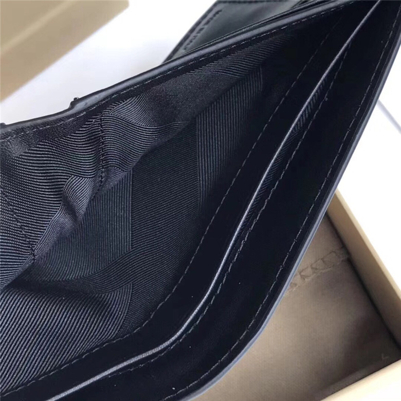 버버리 반지갑 신상 B3004