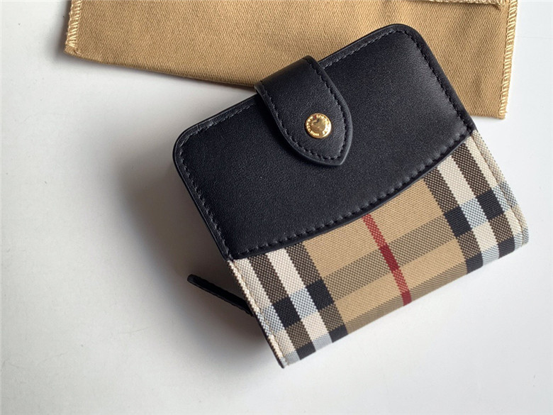  Burberry 버버리 지갑 B1818-4 신상