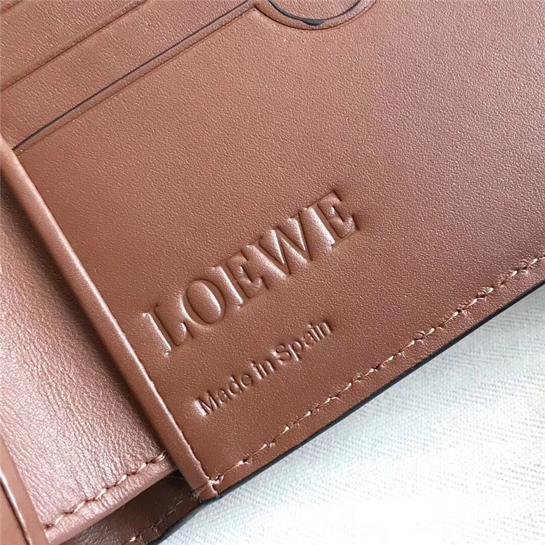 로에베 반지갑 L3022