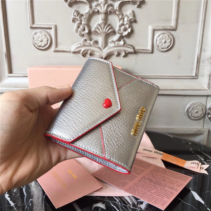 미우미우 지갑 5MH015-3 2020/신상