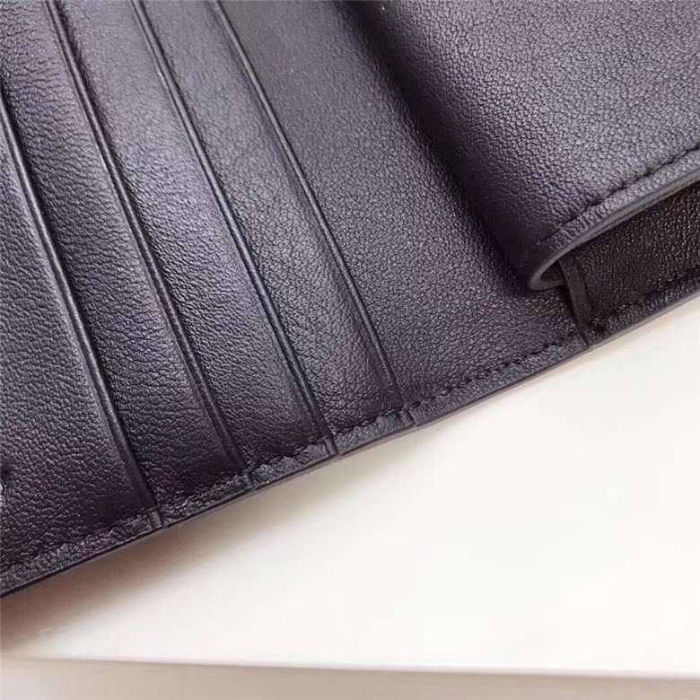 셀린느 지갑 C2148