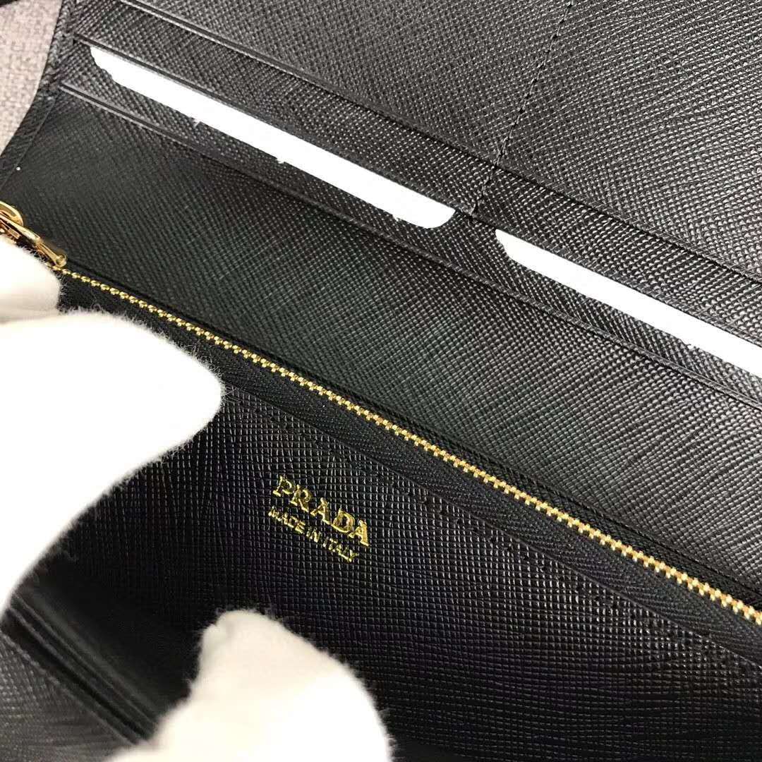 Prada 프라다 신상 장지갑 블랙