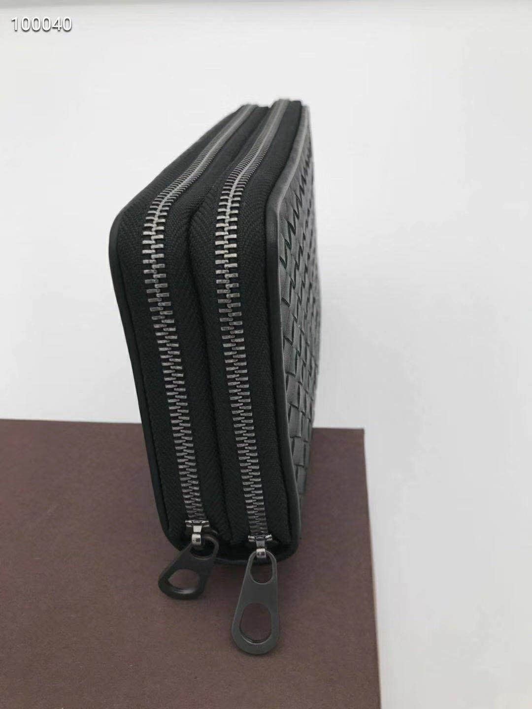 Bottega Veneta [] 보테가베네타 지퍼장지갑 (양가죽)