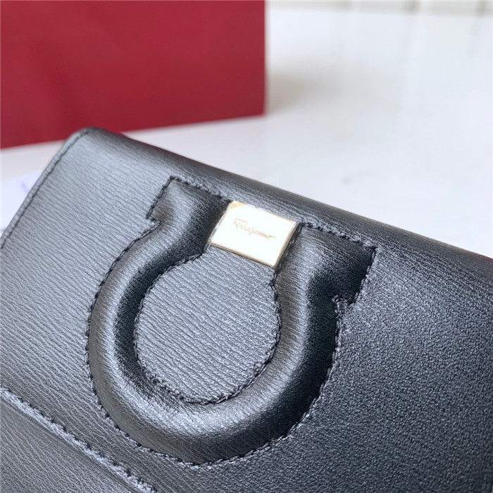 Ferragamo  페레가모 3단 지갑