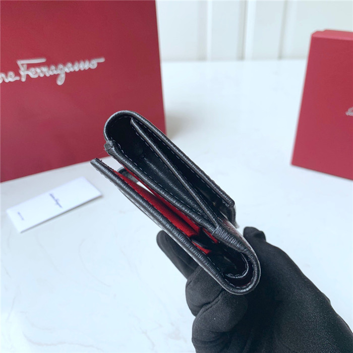 Ferragamo  페레가모 3단 지갑