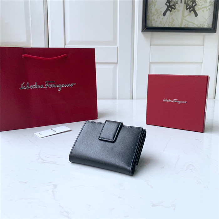 Ferragamo  페레가모 3단 지갑