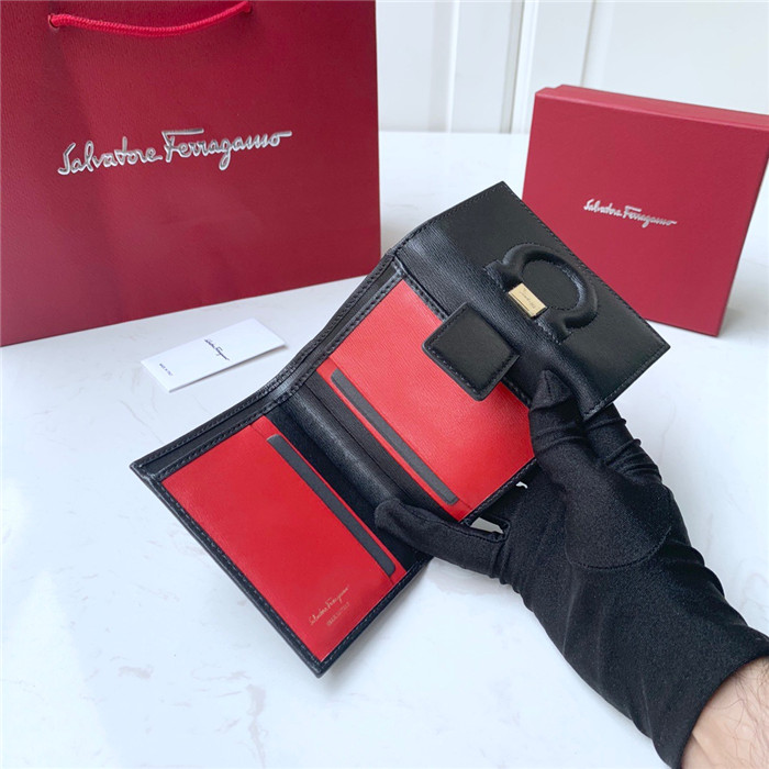 Ferragamo  페레가모 3단 지갑
