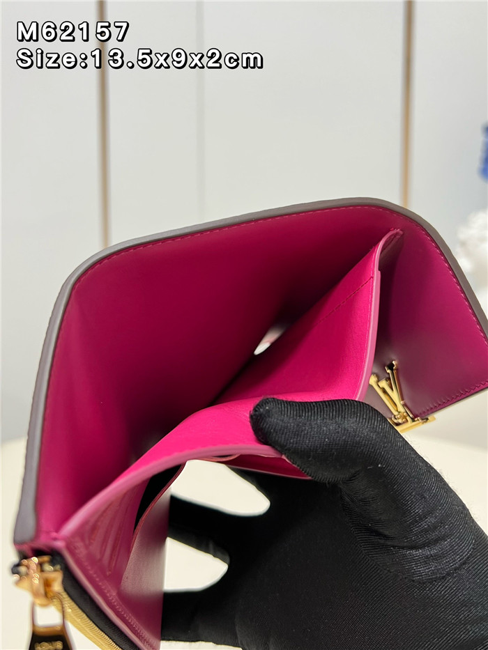  Louis Vuitton 루이비통 카푸신 컴팩트 윌릿 M621