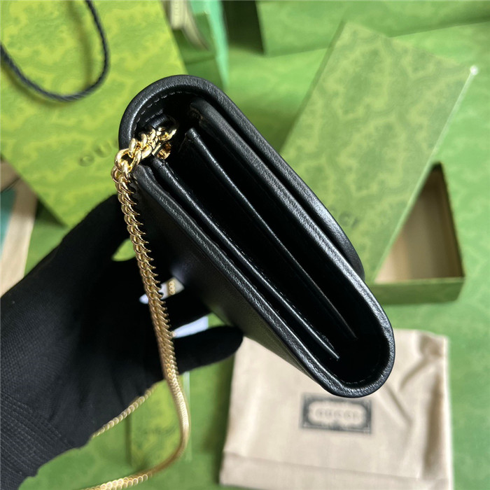 GUCCI  구찌 블론디 미디엄 체인 지갑 725219