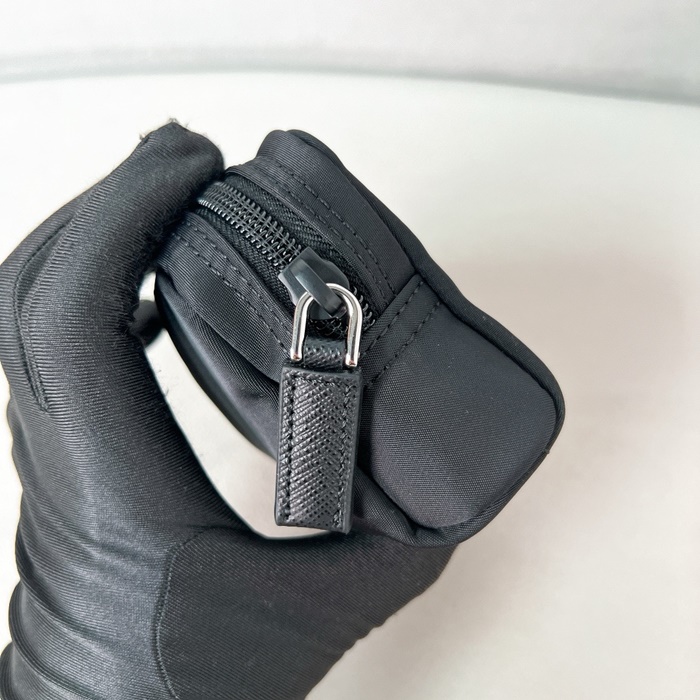 PRADA 프라다 남/녀 리나일론 키트 1NA33