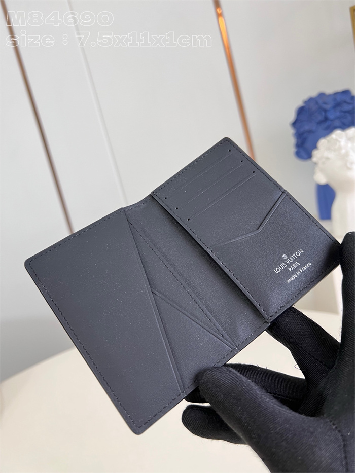 LOUIS VUITTON 루이비통 카드/명함지갑 M84690 2024/신상