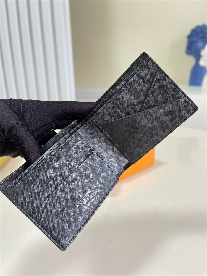 LOUIS VUITTON 루이비통 멀티플 반지갑 M60895 2024/신상