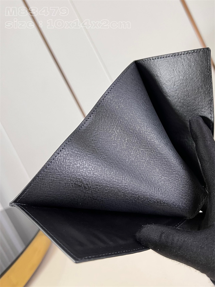 LOUIS VUITTON 루이비통 패스포트 커버 여권지갑 M83479 2024/신상