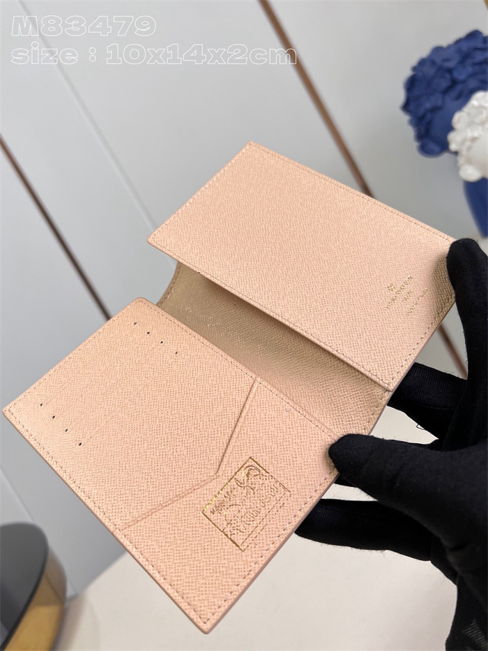 LOUIS VUITTON 루이비통 패스포트 커버 여권지갑 M83479 2024/신상