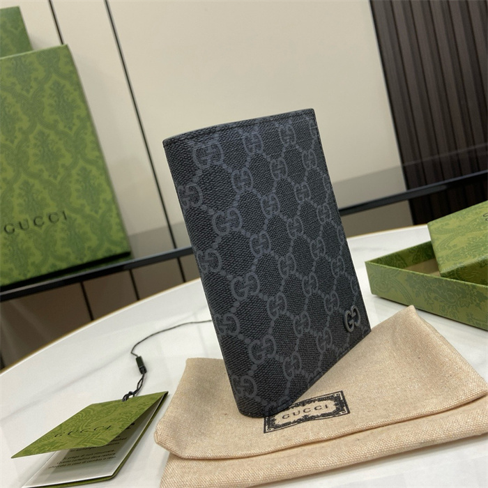 GUCCI 구찌 GG 슈프림 여권지갑 795229 2024/신상