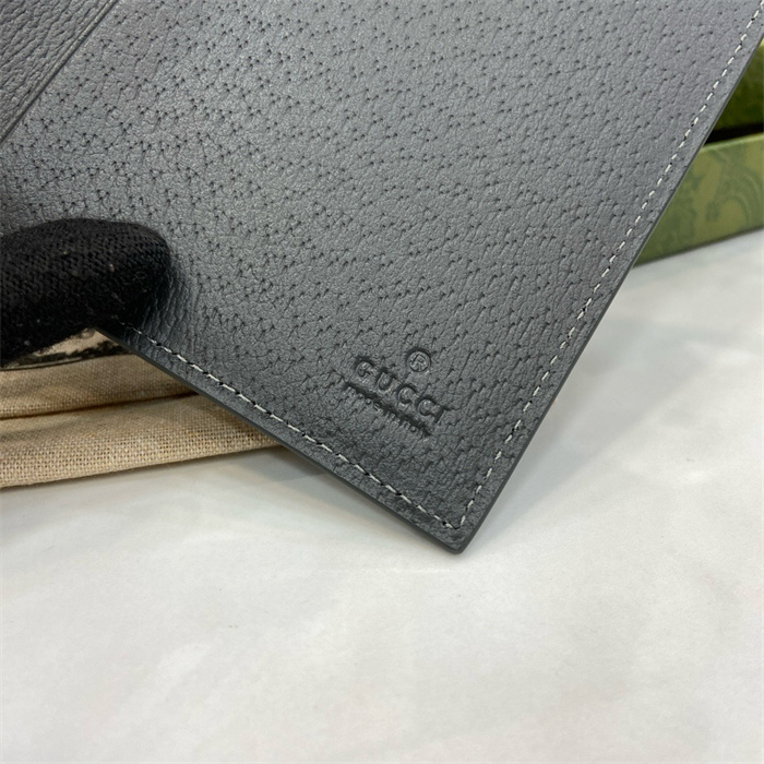 GUCCI 구찌 GG 슈프림 여권지갑 795229 2024/신상