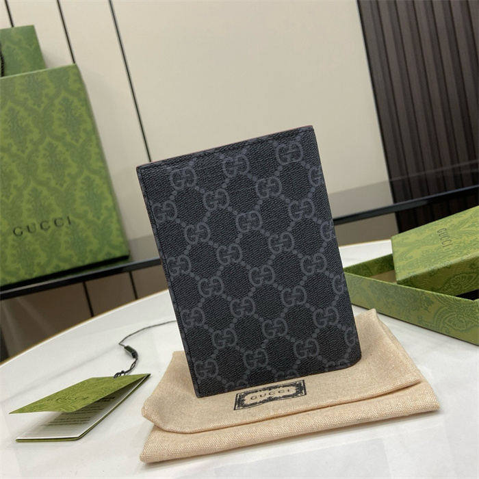 GUCCI 구찌 GG 슈프림 여권지갑 795229 2024/신상